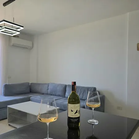 Διαμέρισμα Sea View 073 *